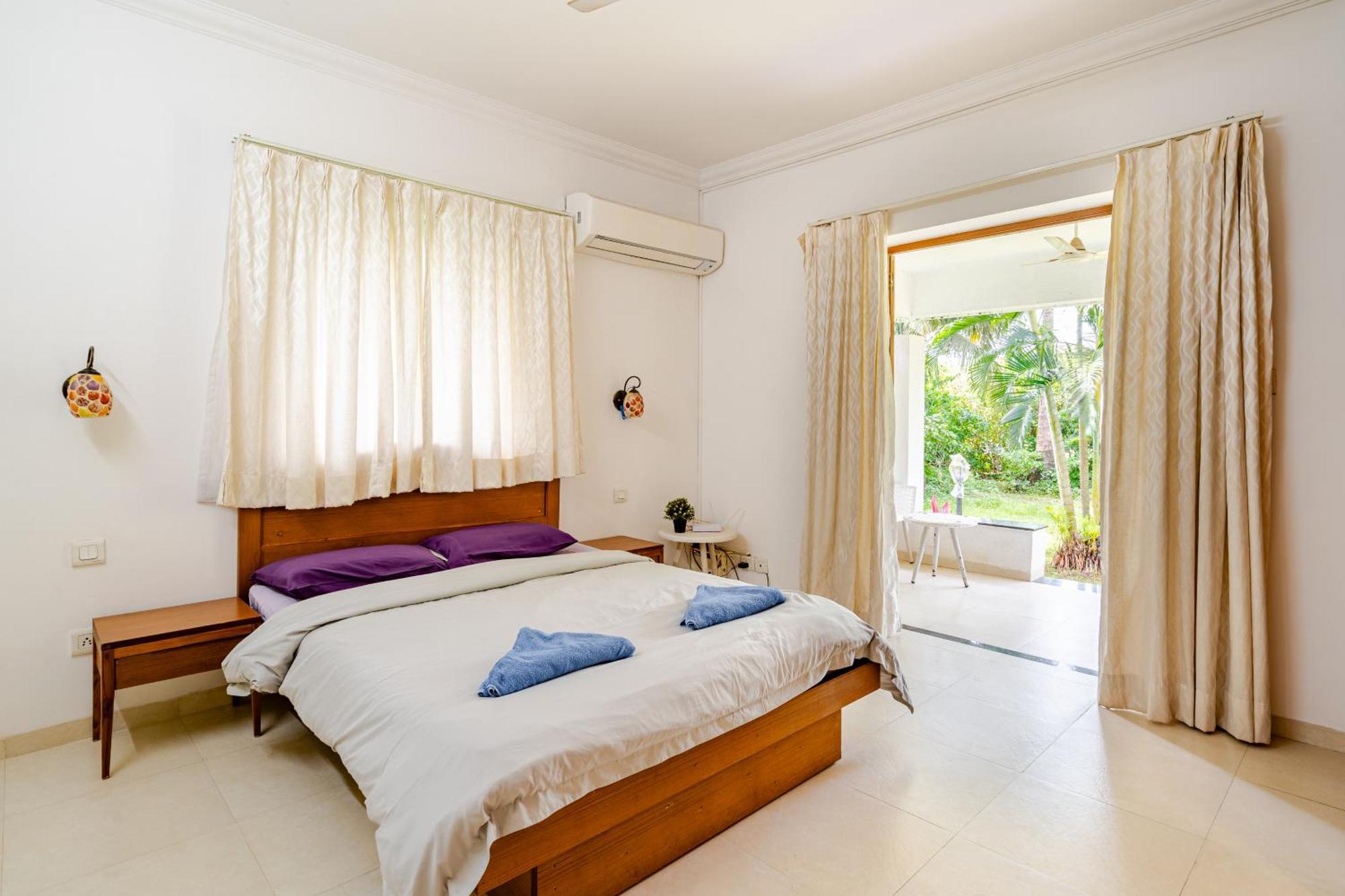 Susegad Suites Arpora Apartments & Villas With Reserved Parking Room photo